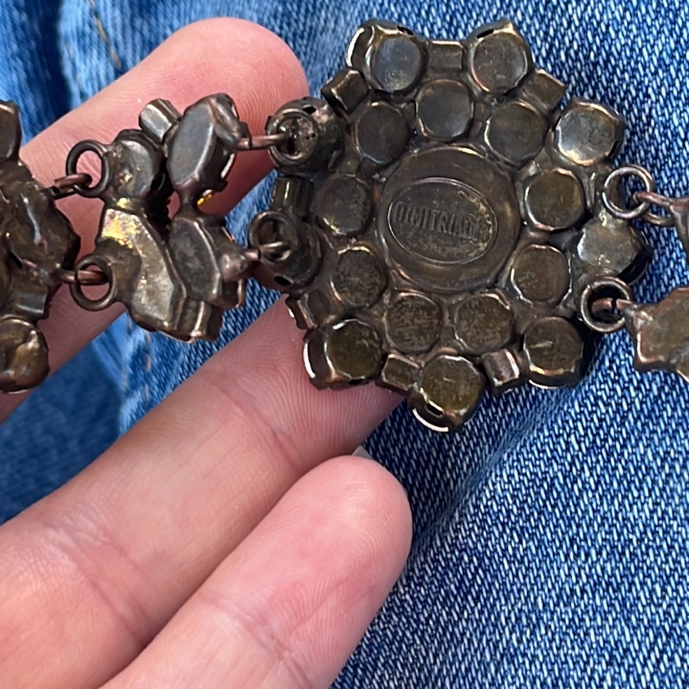 STUNNING Dimitriadis Glass Rhinestone & Resin Flower Bracelet - Picture 4 of 4